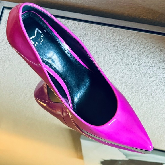 Barbie Pink Pumps - Picture 5 of 5
